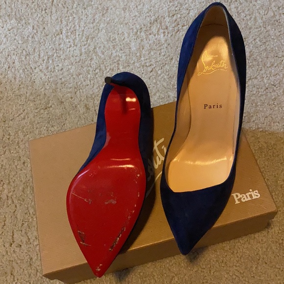 Shoes - Picture 2 of 6